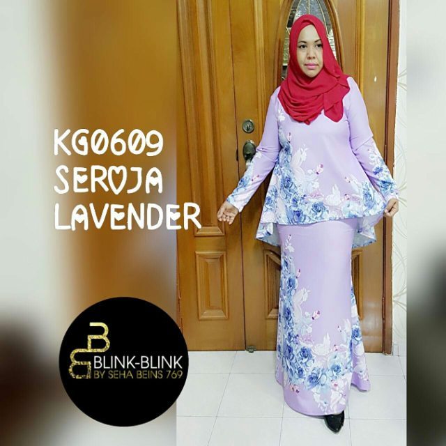 Macam cantik jew...
Macam Chomel jew...
Jom grab satu... sebelum nangis tepi bucu katil😜
.
.
KG0609 FISHTALE SEROJA
.
Harga : RM130 SM / RM135 SS
.
⚬2 Pcs Kurung
⚬Hidden Back Zip Closure
⚬Mermaid Skirt
⚬Fishtale type
⚬Accesories with Chunky Bead front top and sleeve
.
Material Quality Moss Crepe
Cooling and Comfy
Easy to Iron .
🌹Label 42 (XL)
Recommended Size L to small XL
Shoulder 17in
Bust 40in
Waist 40in
Hips 52in
Armhole 18in
Sleeve Length 23in
Length (F) 25in
Length (B) 35in
.
Skirt
Waist 28-38in elastic waistband 
Hips 40in
Length 41in
.
🌹Label 44 (2XL)
Recommended Size 2XL to 3XL
Shoulder 18in
Bust 44in
Waist 46in
Hips 64in 
Armhole 22in
Sleeve Length 23in
Length (F) 25in
Length (B) 35in
.
Skirt
Waist 20-42in Elastic waistband 
Hips 44in
Length 41in
.
⚠️ Disclaimer
Product Colour may slightly vary due to photographic lighting sources and PC variance .
💃
Model Plussize Height 167cm with heels / Body size L/XL depends on designed
Model  wearing Label 42
.
.
.
#sayajualmurah #jubah #dress #pakaianwanita #pakaianwanitamalaysia #dropship #bajucantik #bajumurah #sayaagendropship - shaklee_by_anisazmi (@be.elegant.be.beautiful)