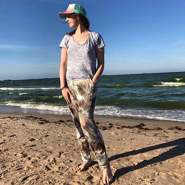 🙌🏻 #наморе #кайф #купаемся #вечер #солнце #пляж #beach #sunny #sunshine #tuesday #happy #likesforlikes #like4like #lfl #instalikes #instagood #instapic #picoftheday #girls #goodday #evening #sea #baleatricsea - Living_m.j. ✌🏼️💕 (@_bellevie_si)