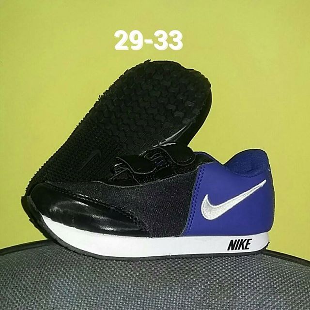 NIKE KIDS
size/ukuran ada di gambar
Rp 150.000.
Kualitas LOKAL Made in vietnam + Gratis Box
Mau Order Yuk Chat ke
LINE : zaenalfahmi15
WA : 082298152295
BBM : D54A06E7
#sepatuanak #sepatukids #newbalance #nike #adidas #newbalancemurah #nikekids #adidaskids #newbalancekids #sepatumurahbanget #sepatumurah #shoes #kekinian #kekinianbanget #fashion #keren #lucu - Fahmi_Olshop (@fahmiolshop2)
