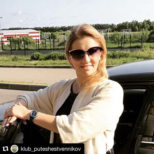 Наши мультидовольные клиенты в очках Dior Pink Black!!!👓😻😻😻
#Repost @klub_puteshestvennikov (@get_repost)
・・・
Очень спасибо Вам @multishoplux_optic  самые крутые ,  хочу теперь еще очки. .. сумку из питона и очень мультиклассные кроссавчики  Пума . Спасибо ограменное
#multishoplux with love♥️♥️♥️ #multishoeslook #multiglasses #мультиочки #mood #moodoftheday  #behappy #surprise #summer2017 #мужчины #мужскиеаксессуары #инстамама #инстадети #мамочкивдекрете #newbalance #калининград #омск #новосибирск #москва #санктпетербург #greatday #funny  #тнт  #оптика #musthave #очки #солнцезащитныеочки2017 - Fahmi_Olshop (@multishop_lux)