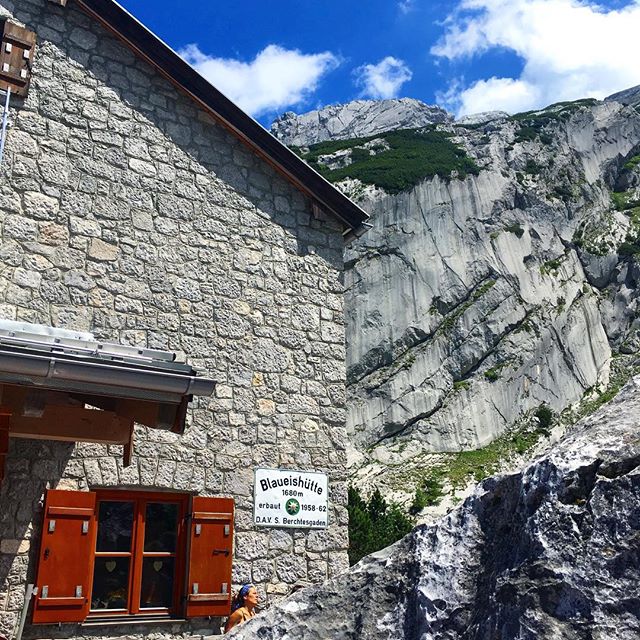 #alpen #alps #blaueishuette #blaueisgletscher #gletscher #glacier #trekking_germany #berchtesgadenerland #visitbayern #visitbavaria #mountains #homeiswherethemountainsare #hikingadventures #hikers #hike #ig_daily #ig_today #wanderlust #climbing #nature_brilliance #visualsoflife - Subodh Sankar (@desireeanneli)