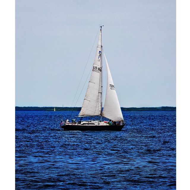Sailing - @DOKISS33 (@tigerlillytiger)