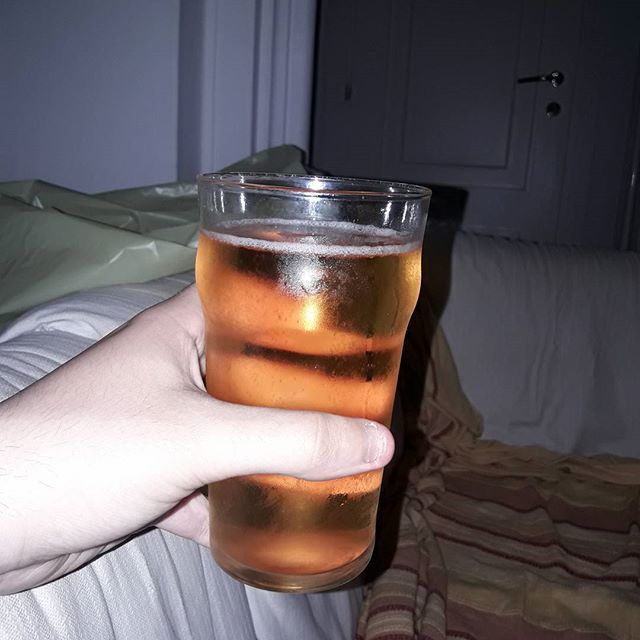 Heineken Beer ;) #drink #drinks #slurp #pub #bar #liquor #yum #yummy #thirst #thirsty #instagood #cocktail #cocktails #drinkup #glass #can #photooftheday #beer #beers #wine - Salvo Tinnirello (@salvotinnirello1995)