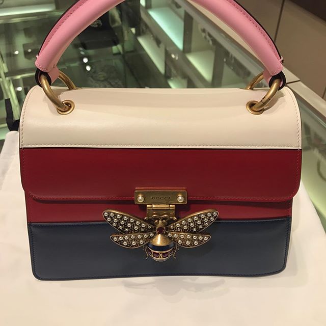 #gucci #guccibag #lifeisgucci #boca #bocaraton #saks #saksboca #luxury #miami #ootd #bags #shoes #designer #delray #miamidesigndistrict #sexy #pretty #pink #summer #dress #handbag #miamibeach #saksfifth #saksfifthave #saksfifthavenue  #roosevelt_delinois #fashion #southflorida #florida #palmbeach - Linda Dunn-Carter LE, CPCP (@roosevelt_delinois)