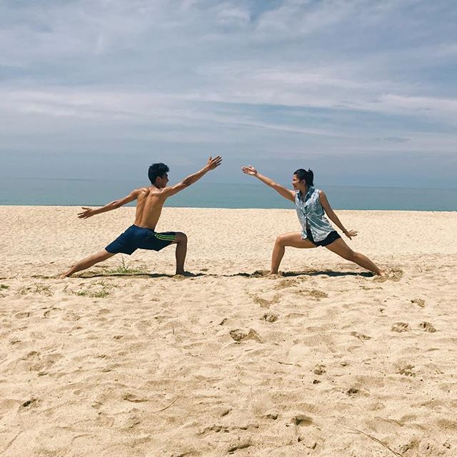 Taking a break from the piste. 🤺#vsco #vscocam #vscoph #vscogram #vscogrid #vscophile #vscodaily #potd #beach #summer #fencing #igers - Виктория Ермилова (@zemlopez)
