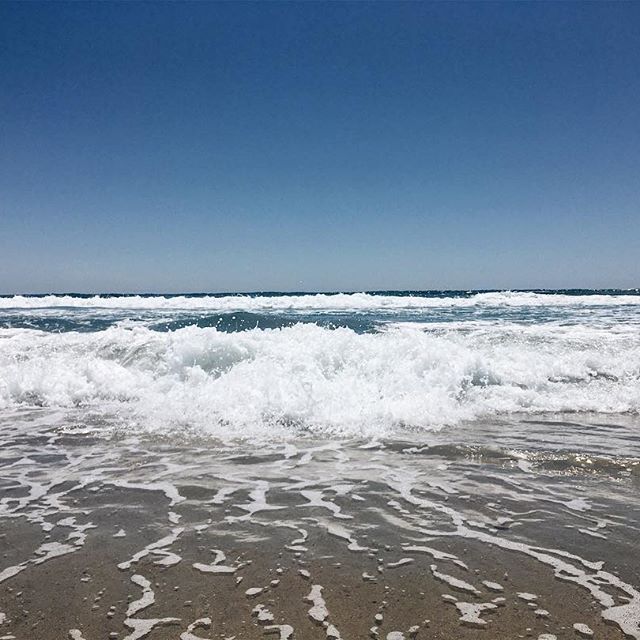 beachy livin🌞🌴🌊
•
#vsco #vscocam #vscofilter #photo #photoshoot #photography #photographer #filter #edit #ocean #beach #sun #sand #living #water #waves #tide #crash - FA (@lmgphotoss)