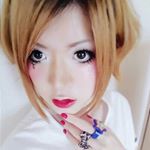 Dee (@koshikakuri)